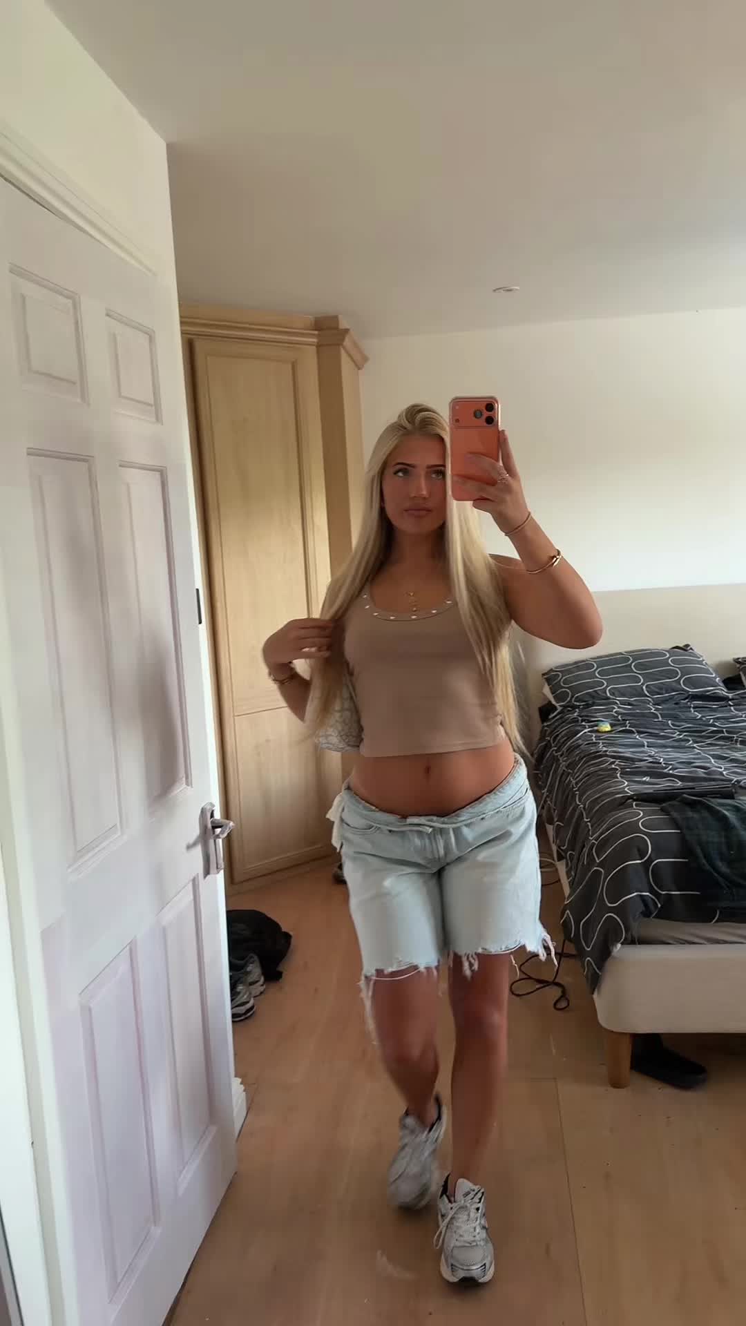 @tianasophia