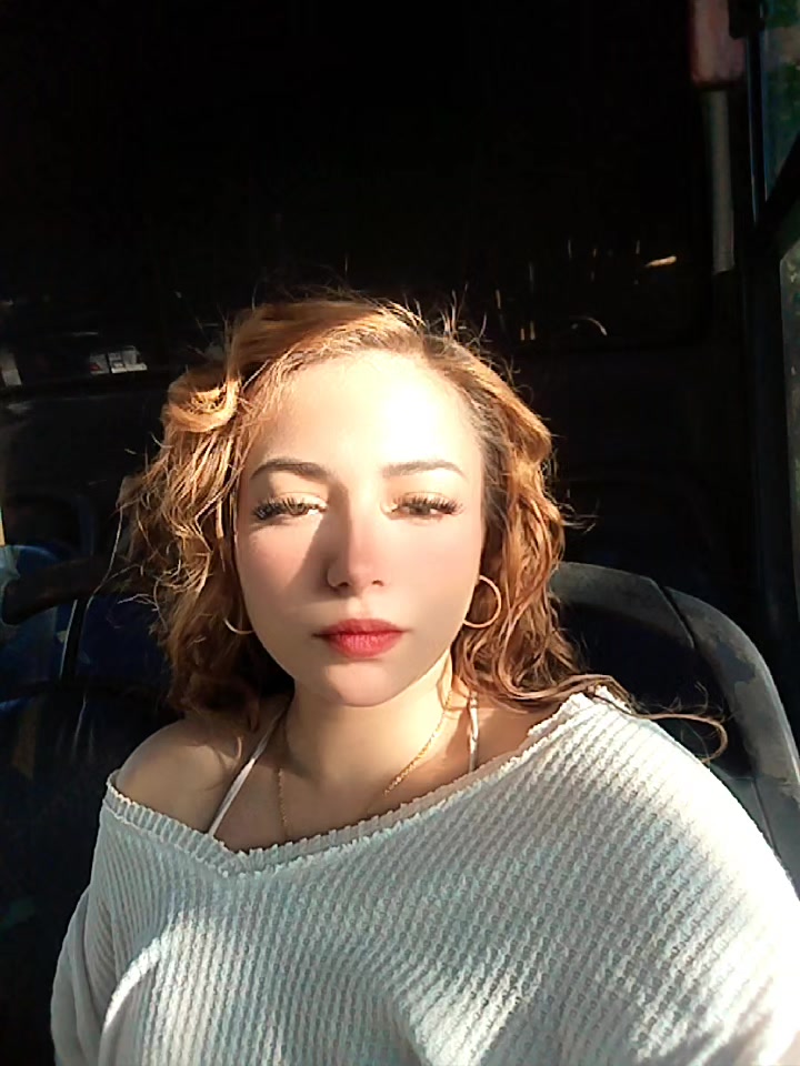 @iamlittle_