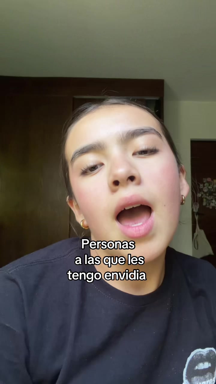 @.alexaaaa___