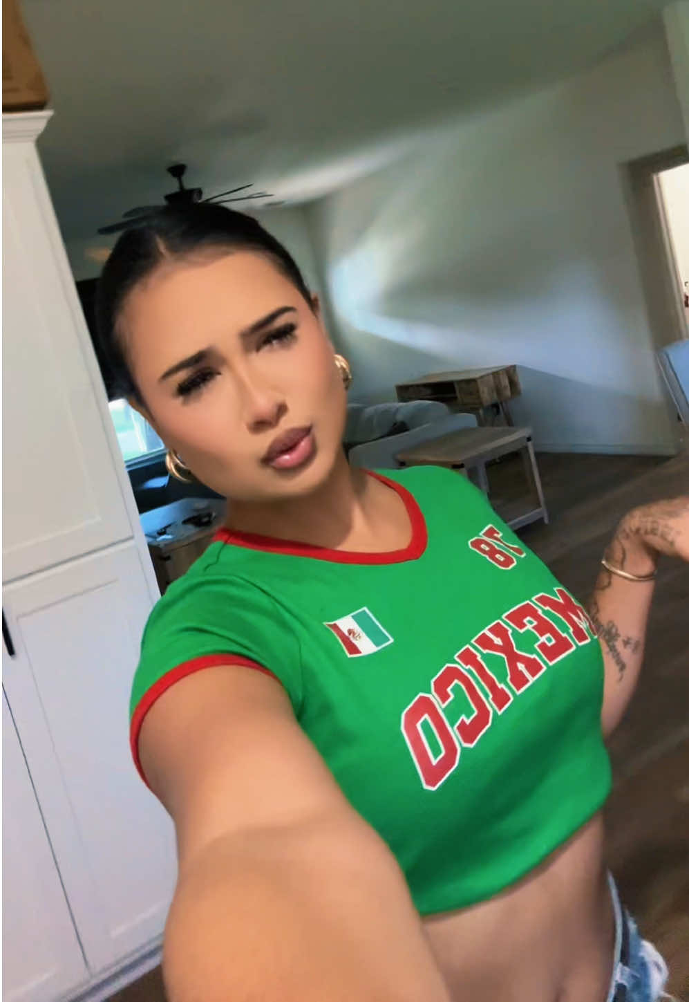 @itslina