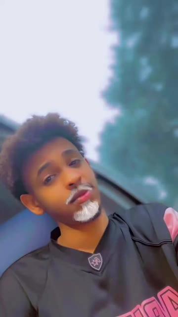 @Emraan🇸🇴🇩🇪