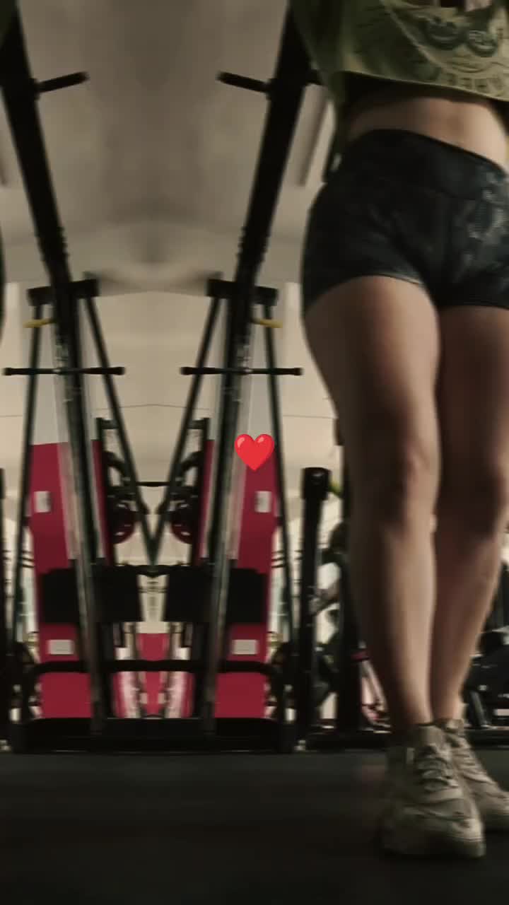 @Jessika✨🐝