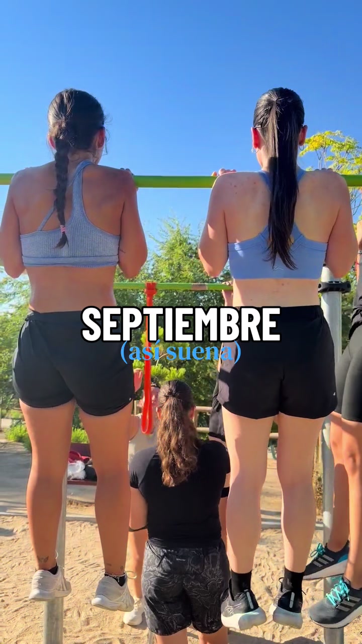 @Lara Gal&aacute;n