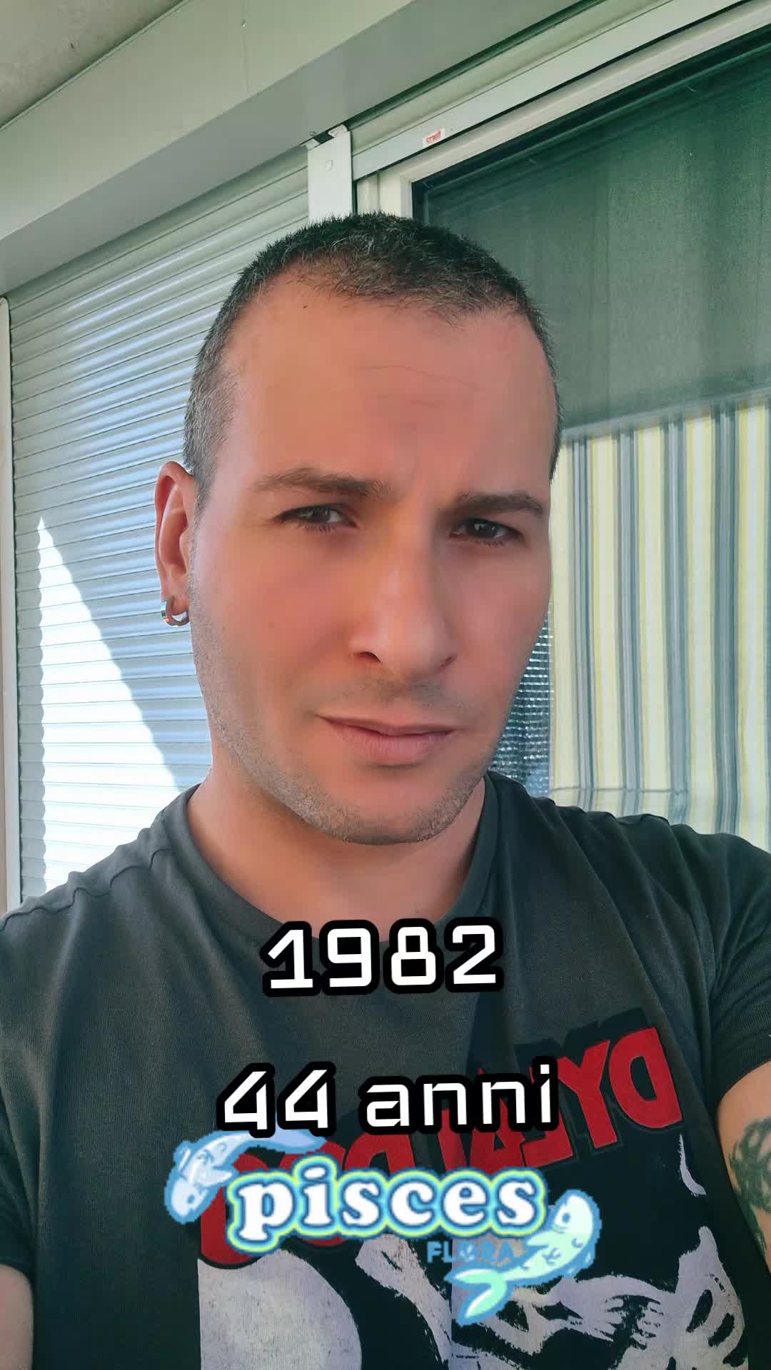 @Io sono ancora quà😎