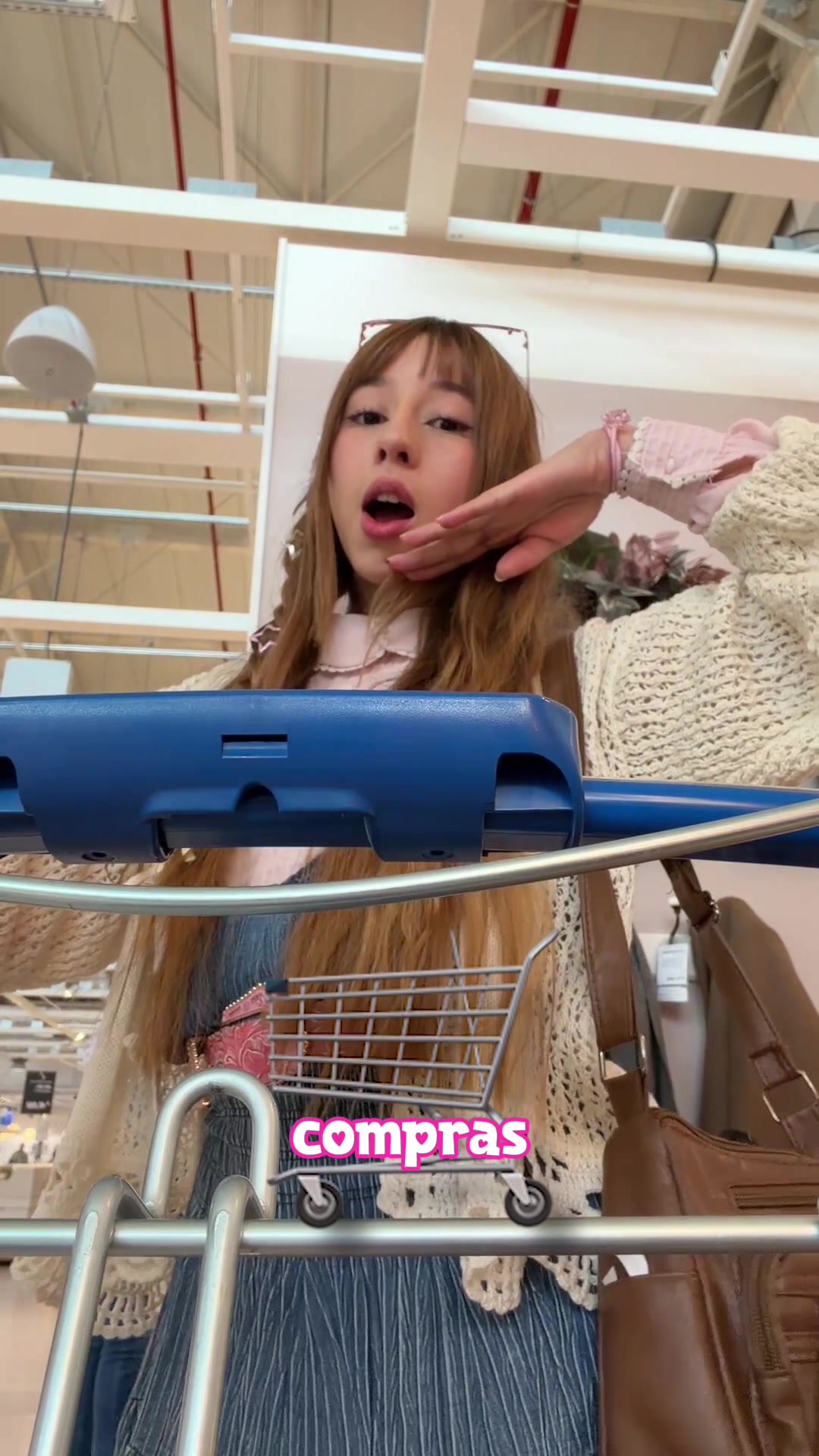 @Emily León