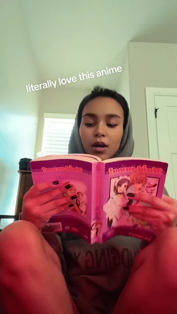 @randomgirl 🖤