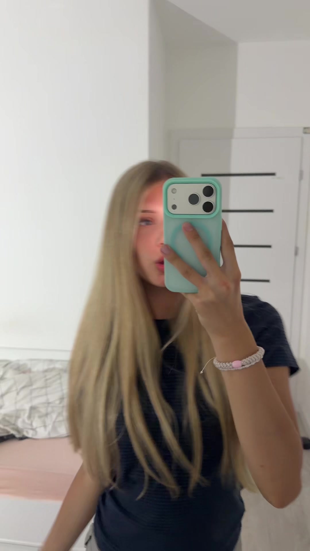 @aaduskaa__