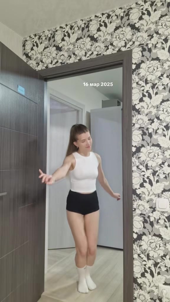 @NastyaBurn_19