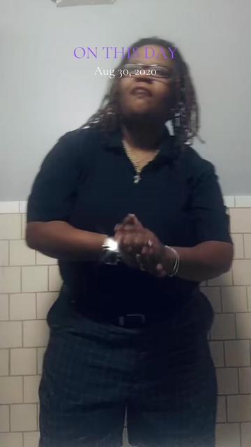@D’Vour_Her