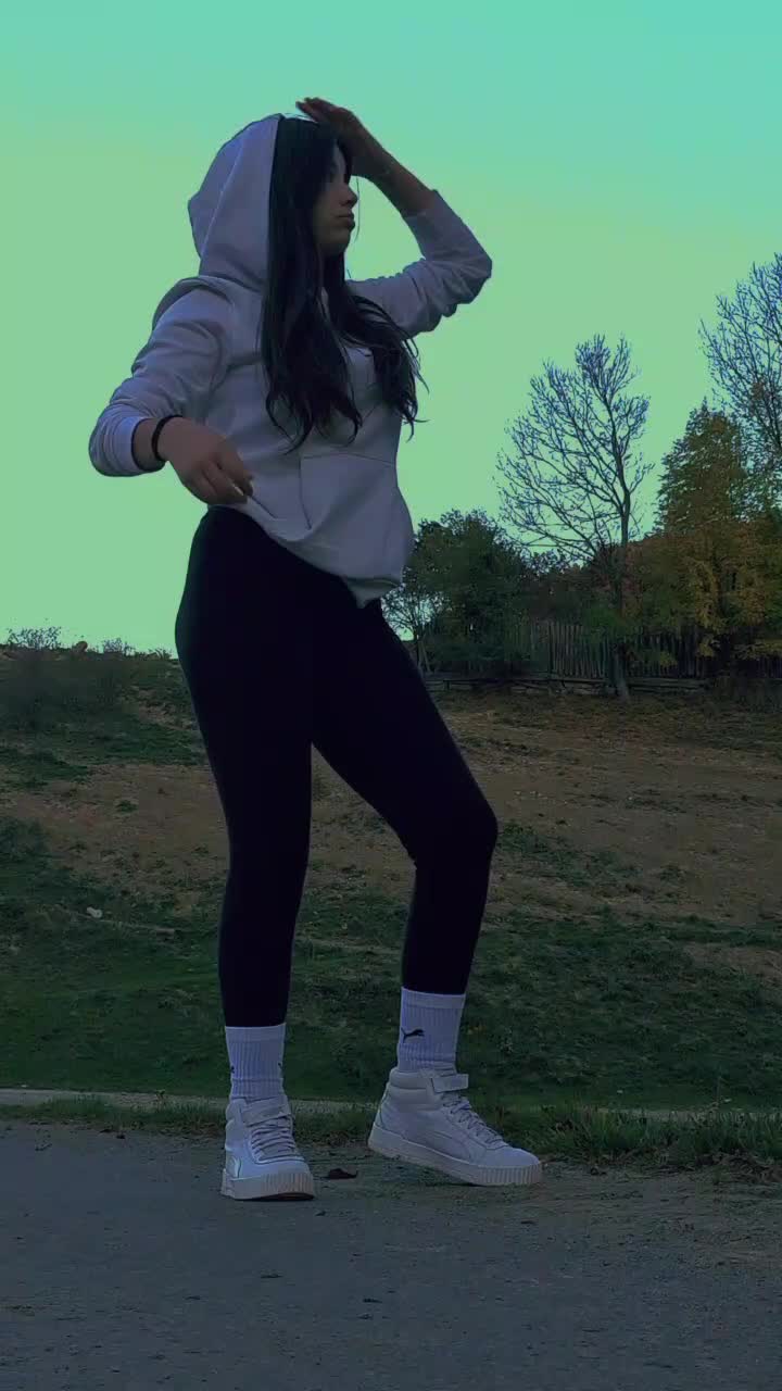 @_M. a. K. Ó_ B.é._🐍🩶