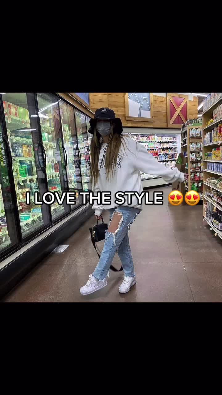 @Sykkuno.