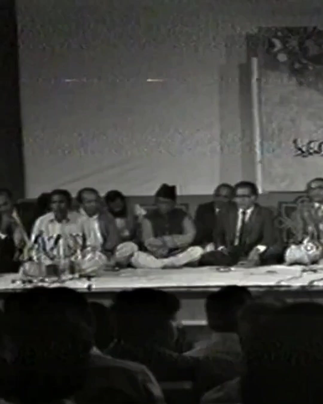 @جون ایلیاء