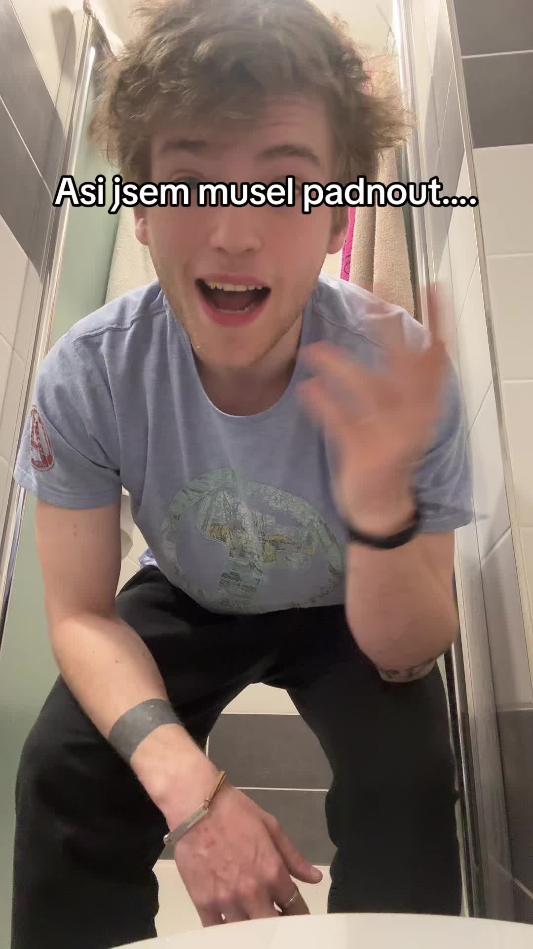 @Jiziiik_