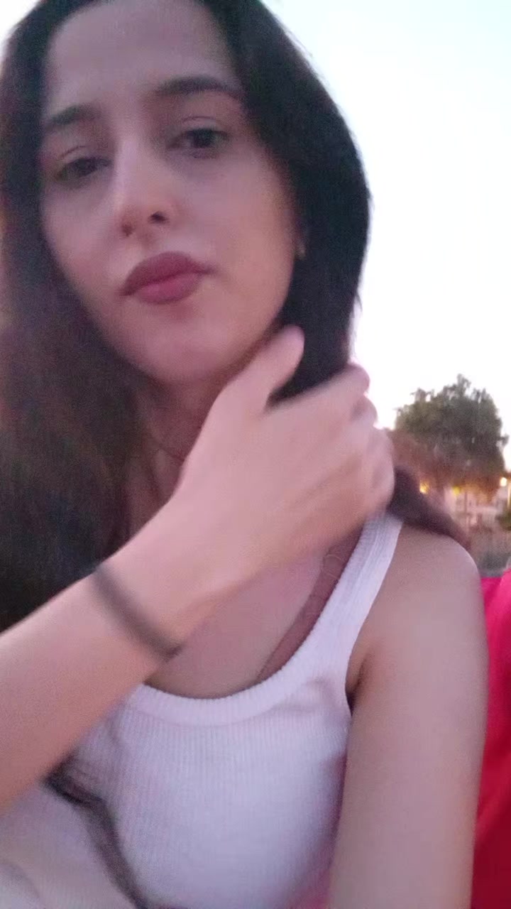 @81eminee