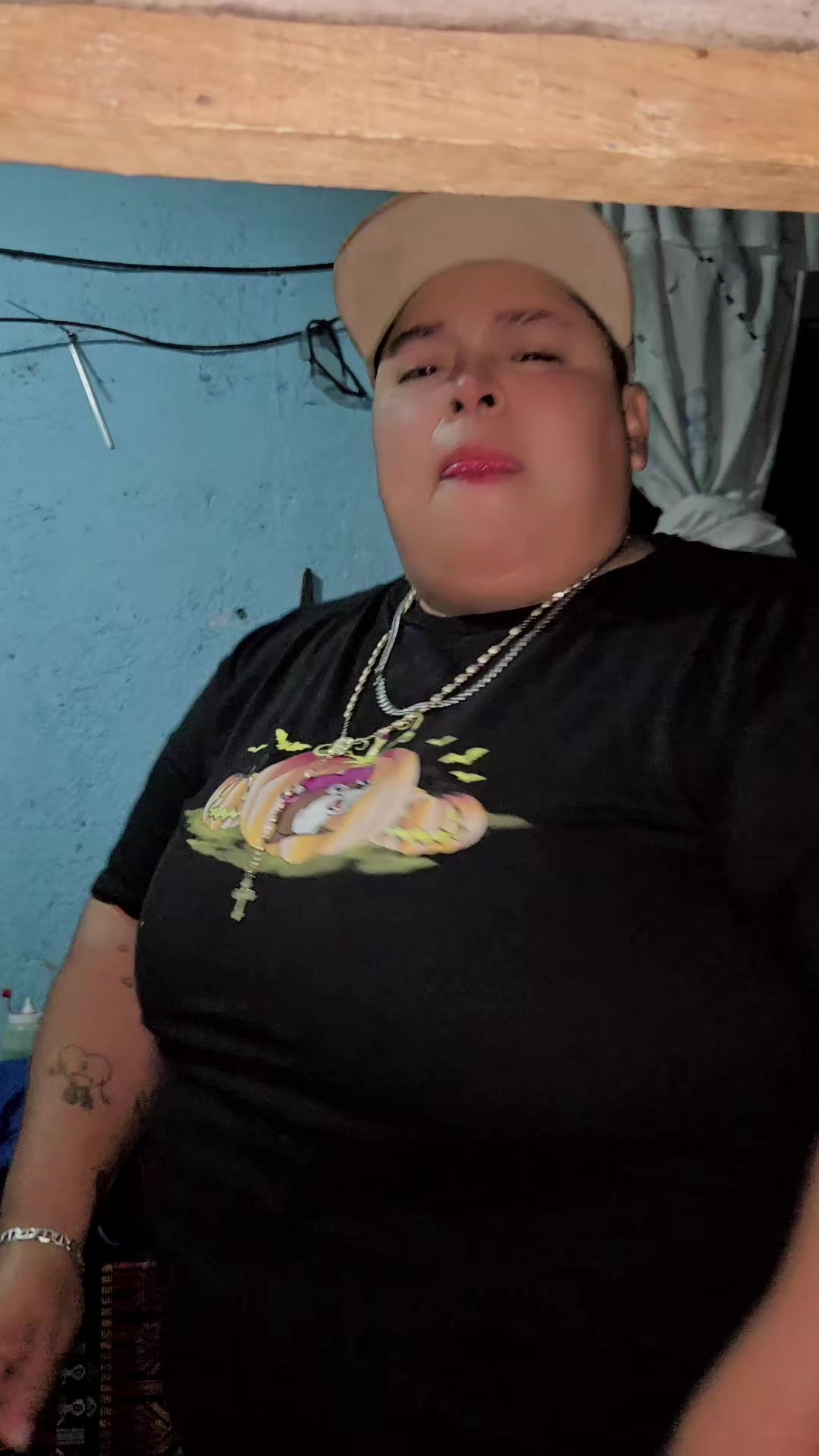 @bryanalvarado😍😘