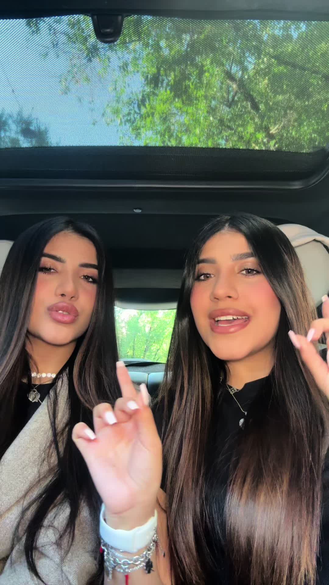 @🦋Kessy&Mely🦋
