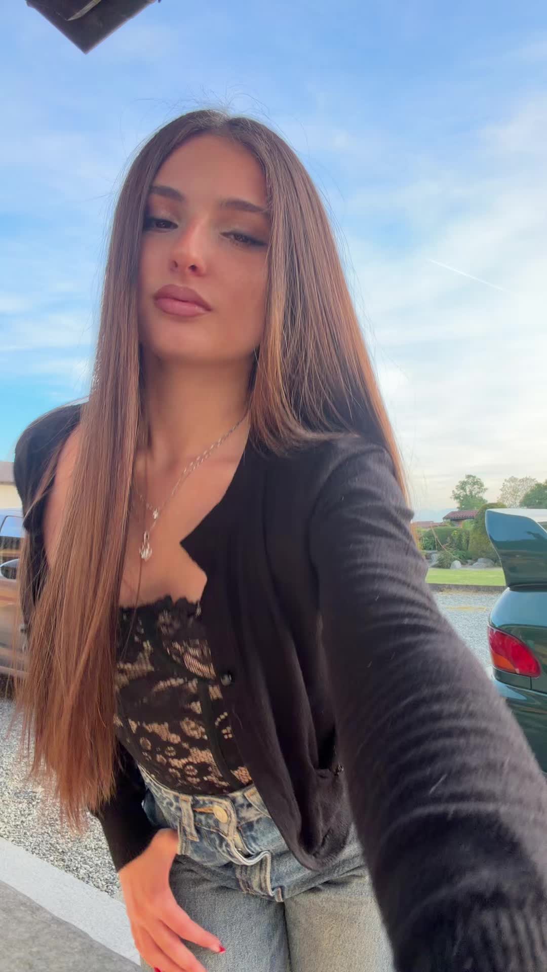 @anita