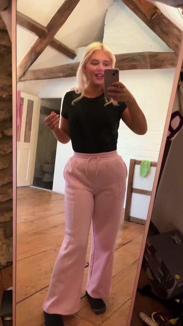 @Scarlett 👸🏼🩷