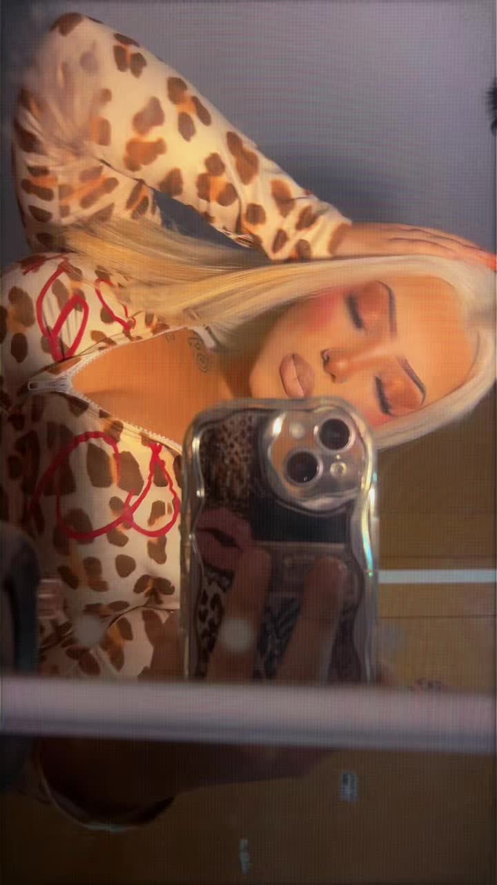@𝓐𝓲𝓷𝓱𝓸𝓪🎀