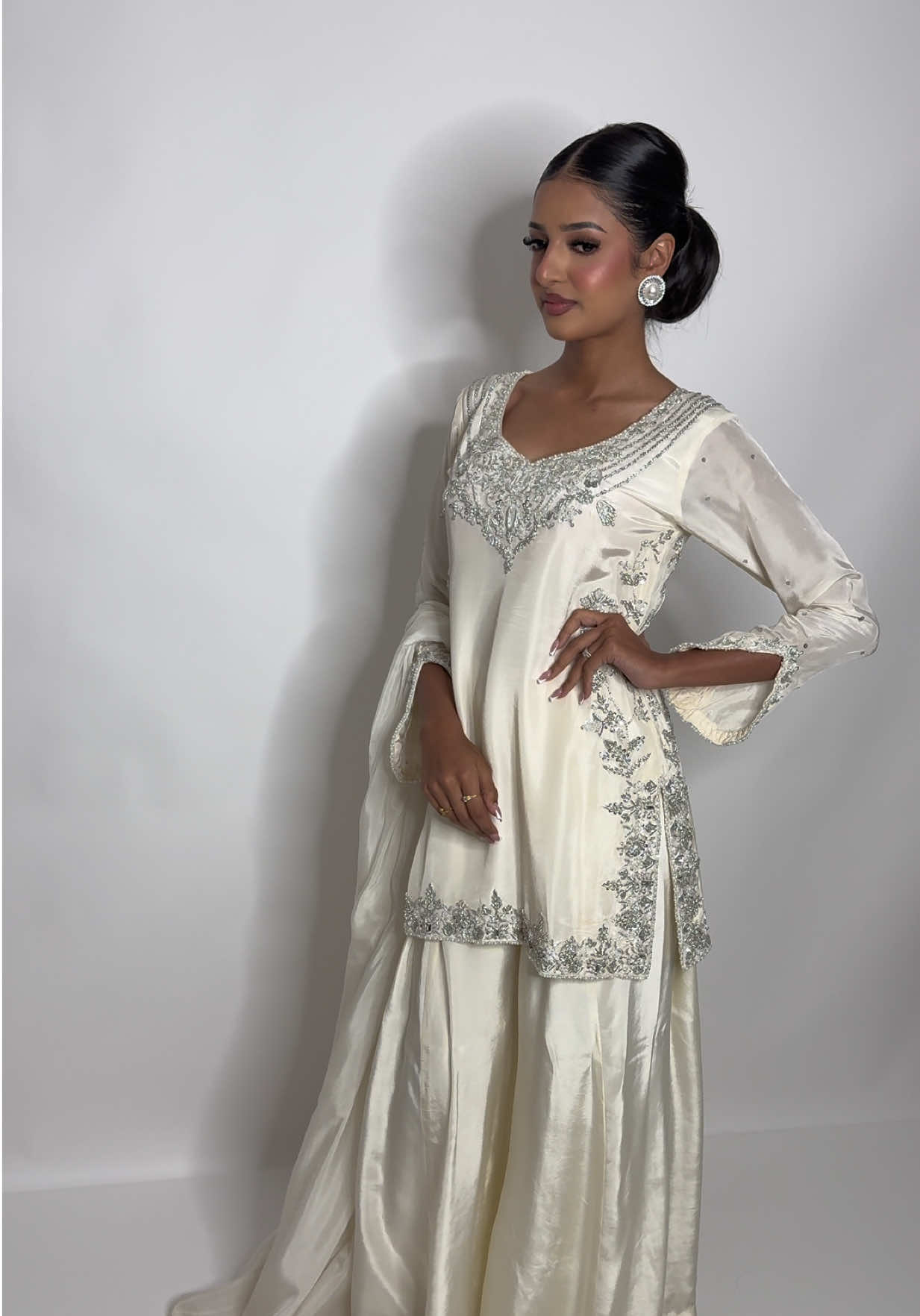 @Ameliyana Boutique