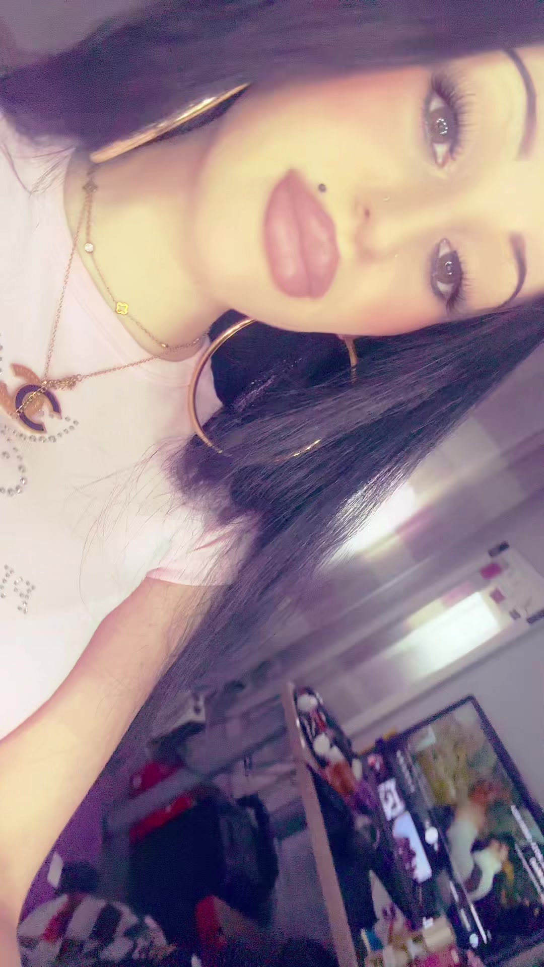 @Chanelitaa