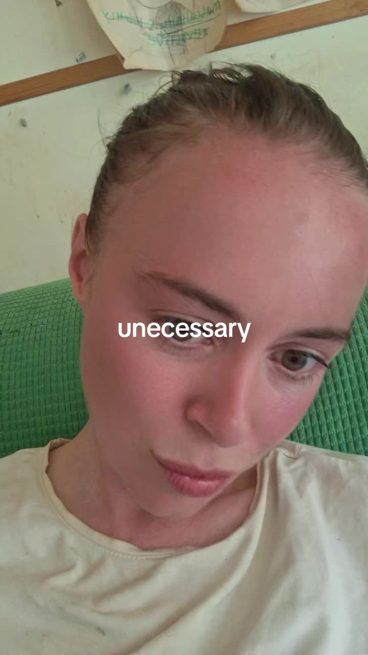 @lollyybmnqh