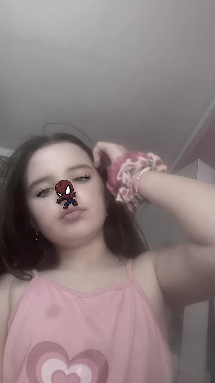 @Lilly 💜🩷💜🩷🩷💜