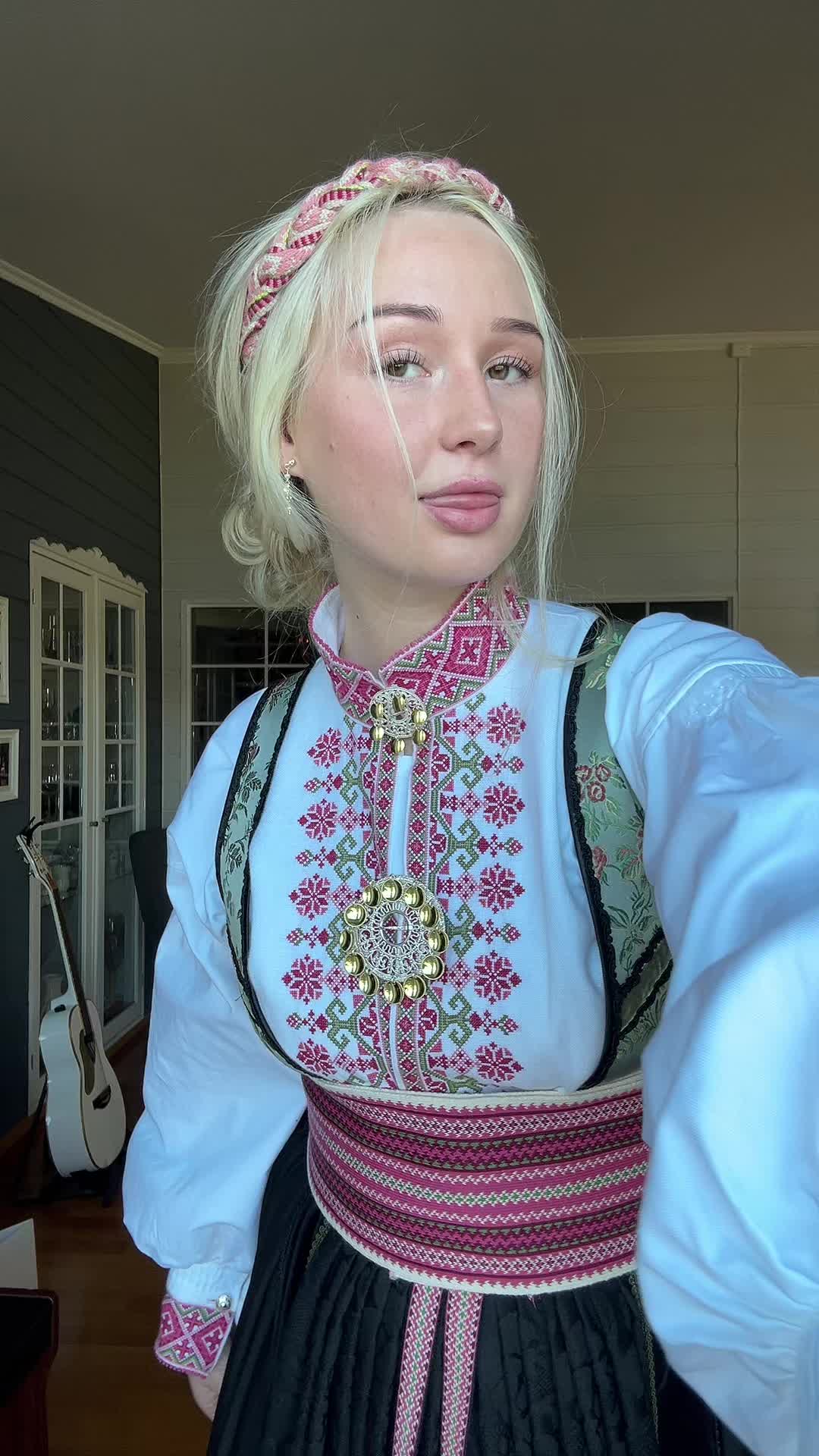 @Christine R&oslash;mma