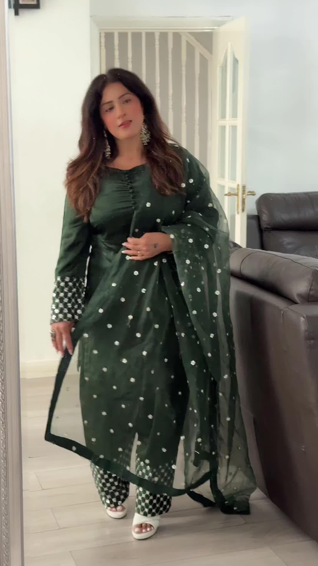 @Rakhi Saini