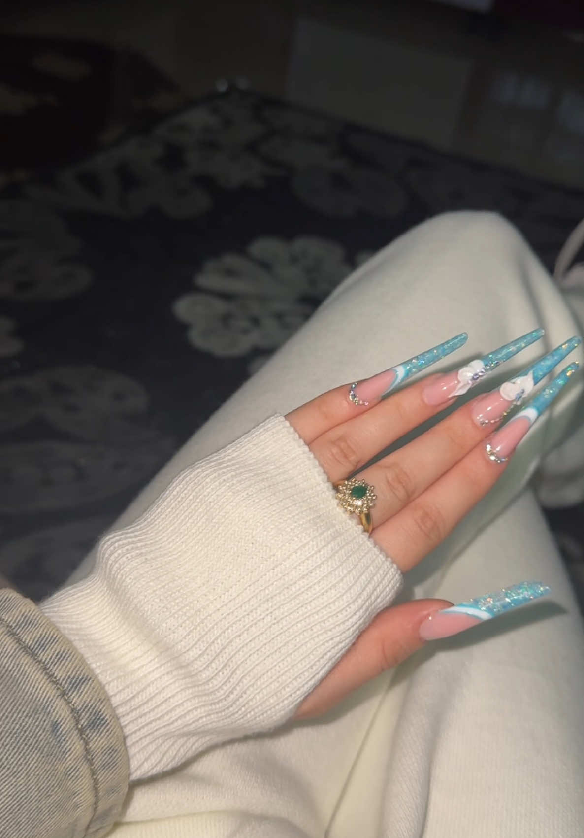 @Aryy👑💋