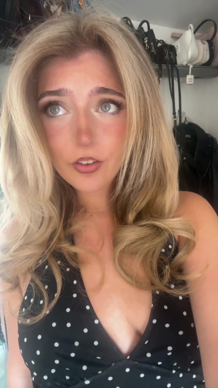 @anniemcl_
