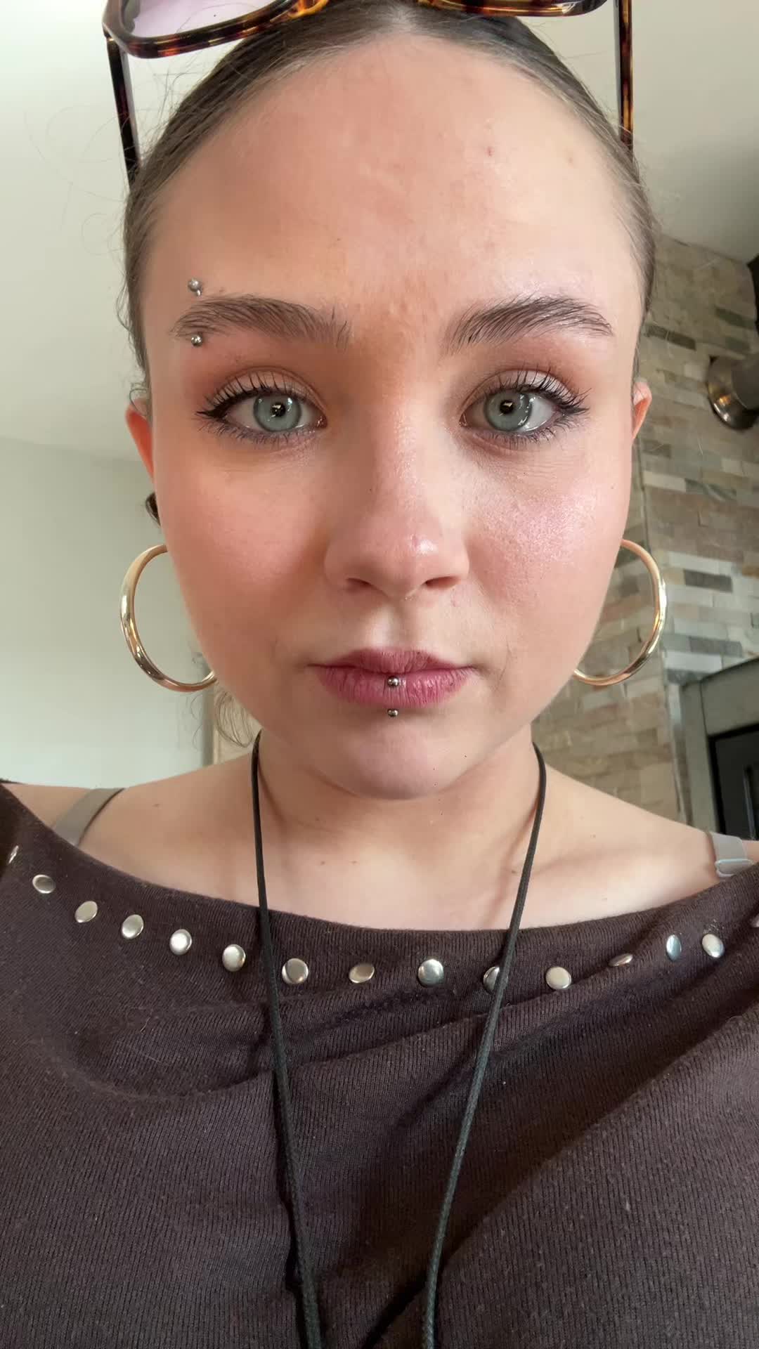 @vanessa_elly_