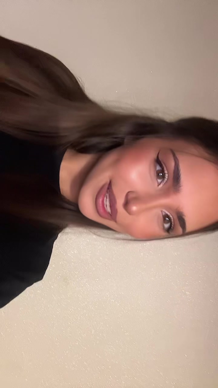 @Melania