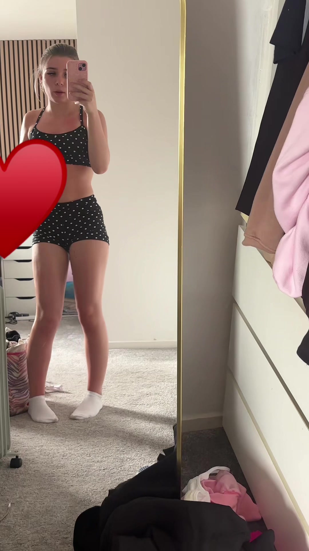 @eloise⚜️🪩🍒