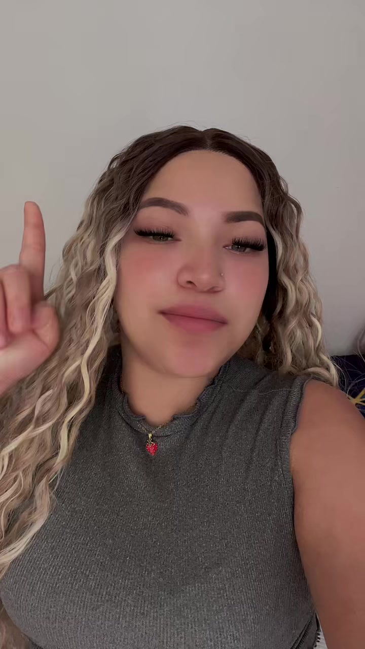 @Ana Diaz🍓💋