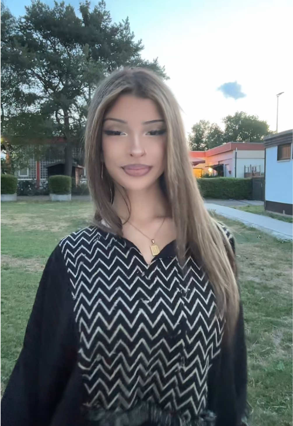 @𝐂𝐡𝐨𝐜𝐡𝐚