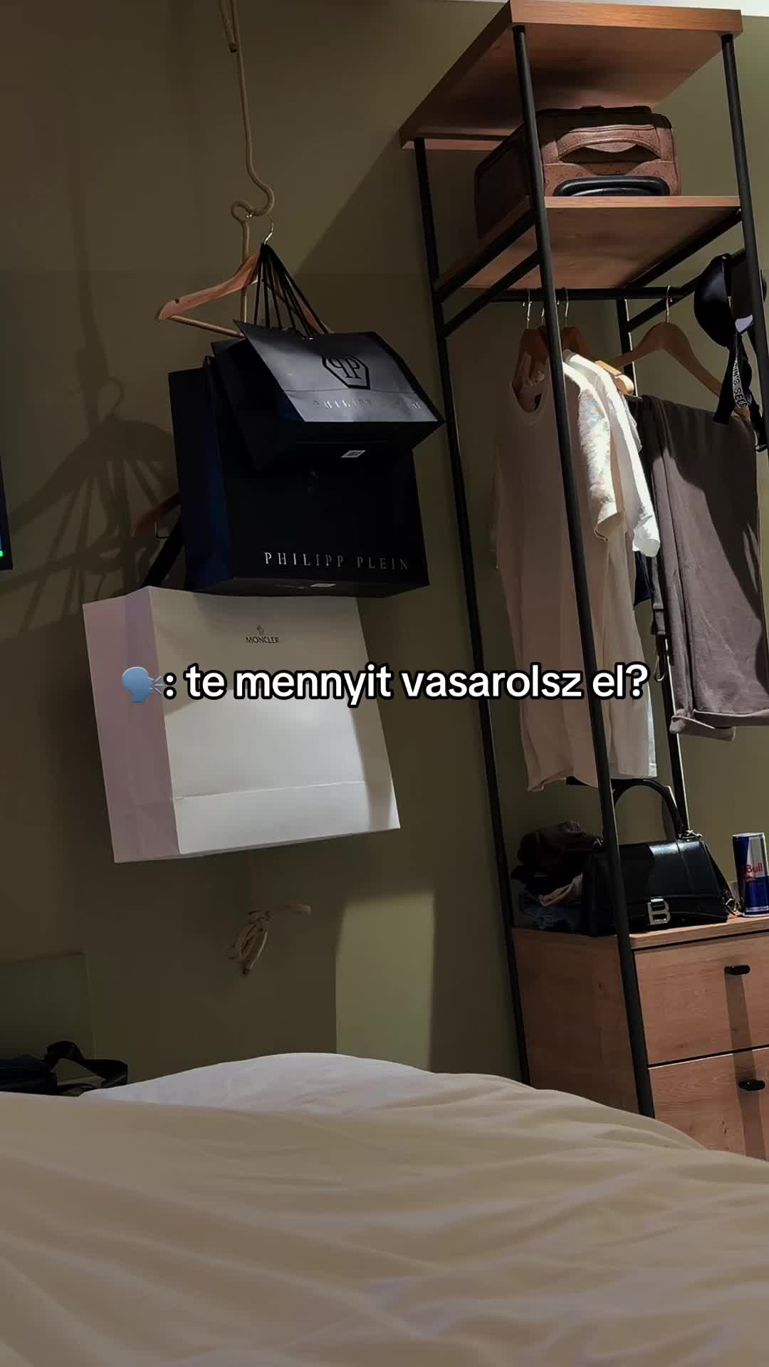 @mezeiklaudia_