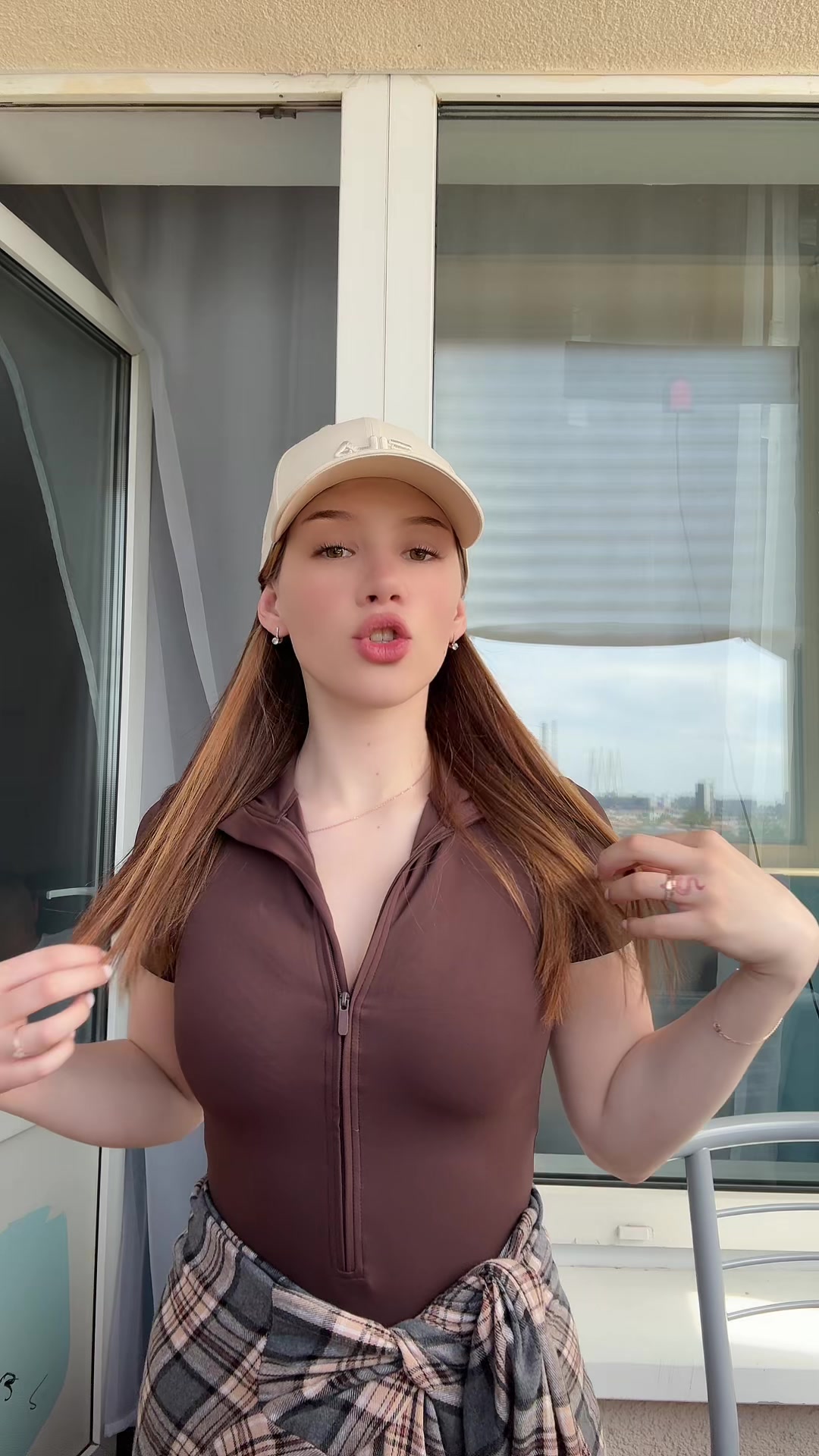 @veronya