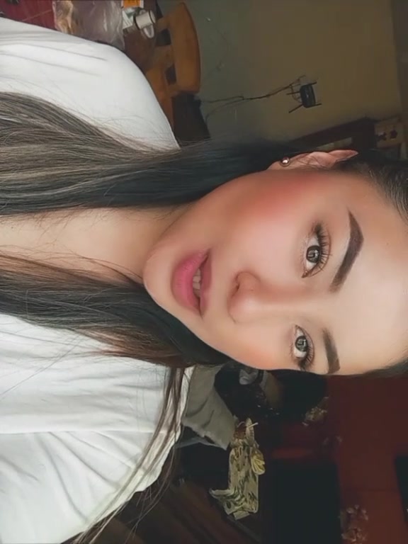 @Monse🦋