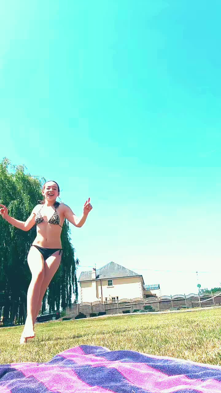 @Liv