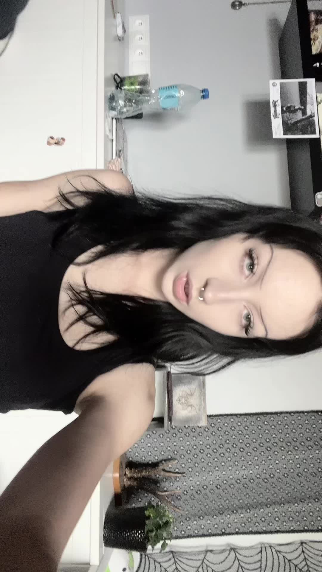 @patricia.in.pain_