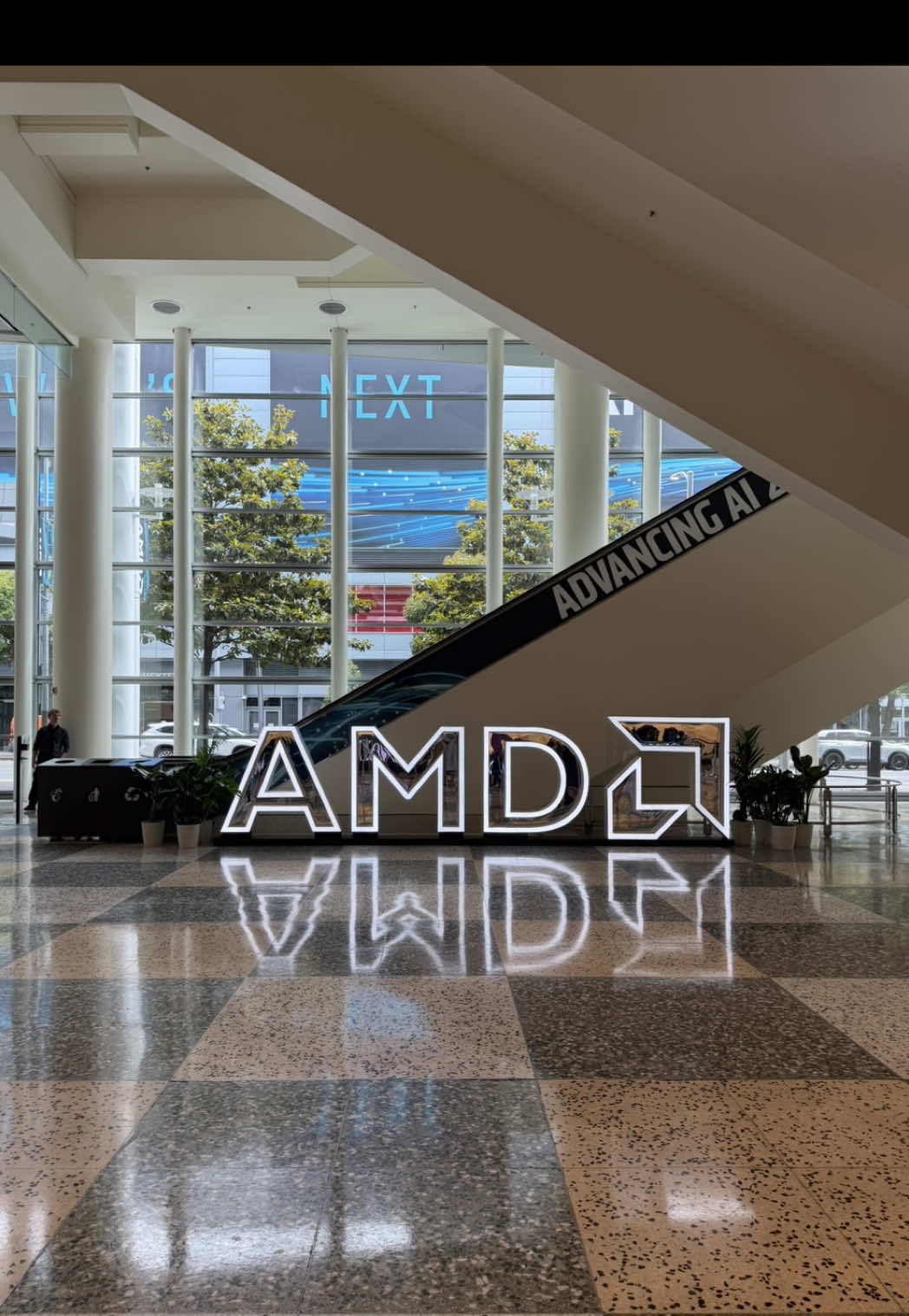 @AMD