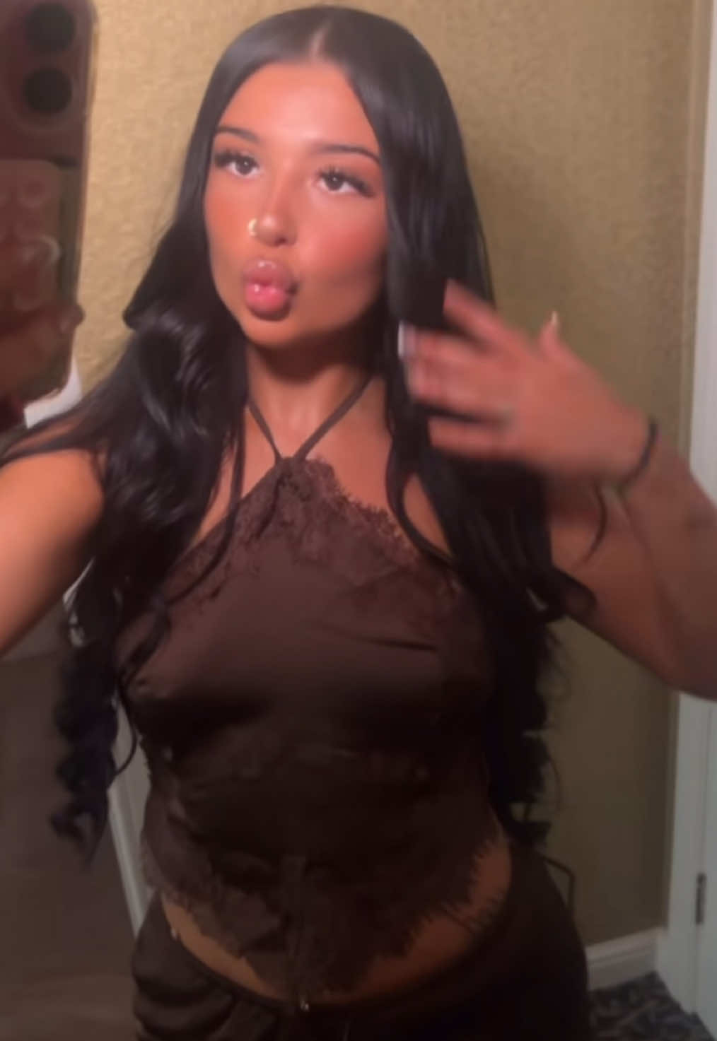 @️