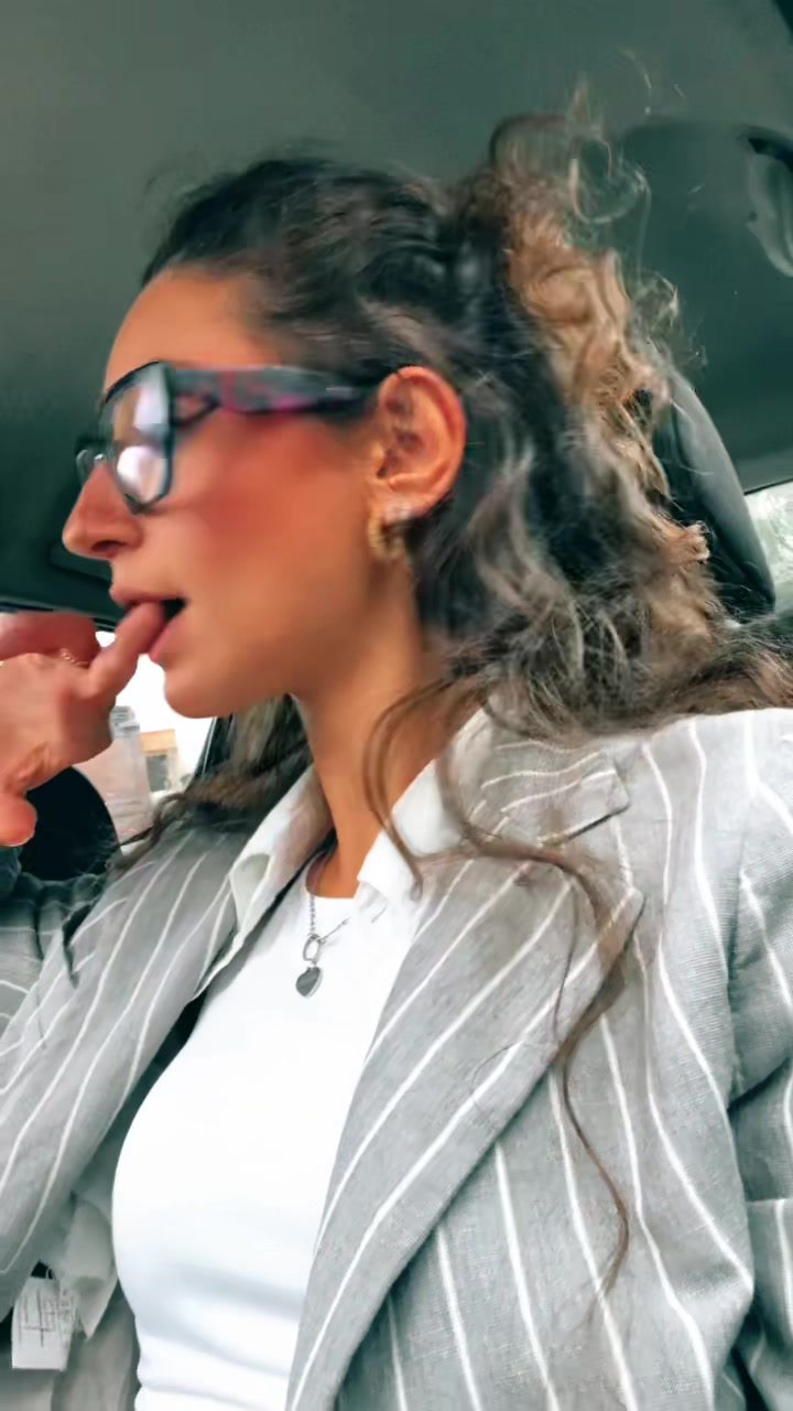 @Melania