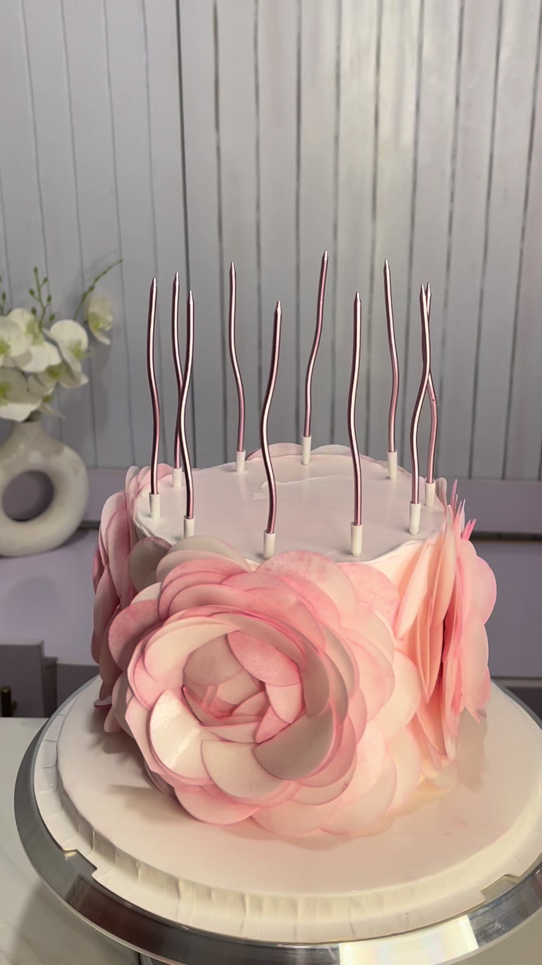 @Cake Delights Bakery