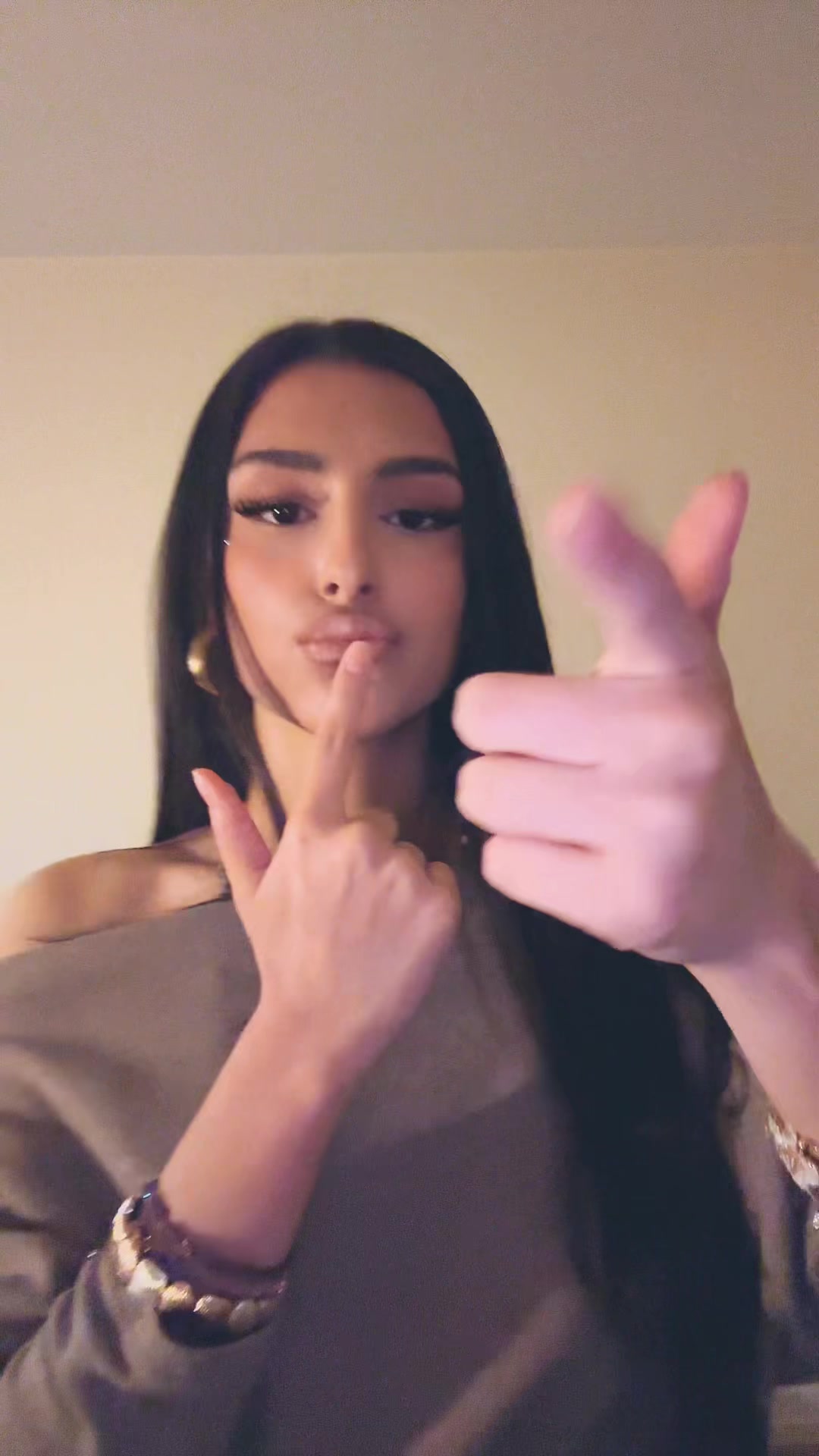 @𝑔𝓏
