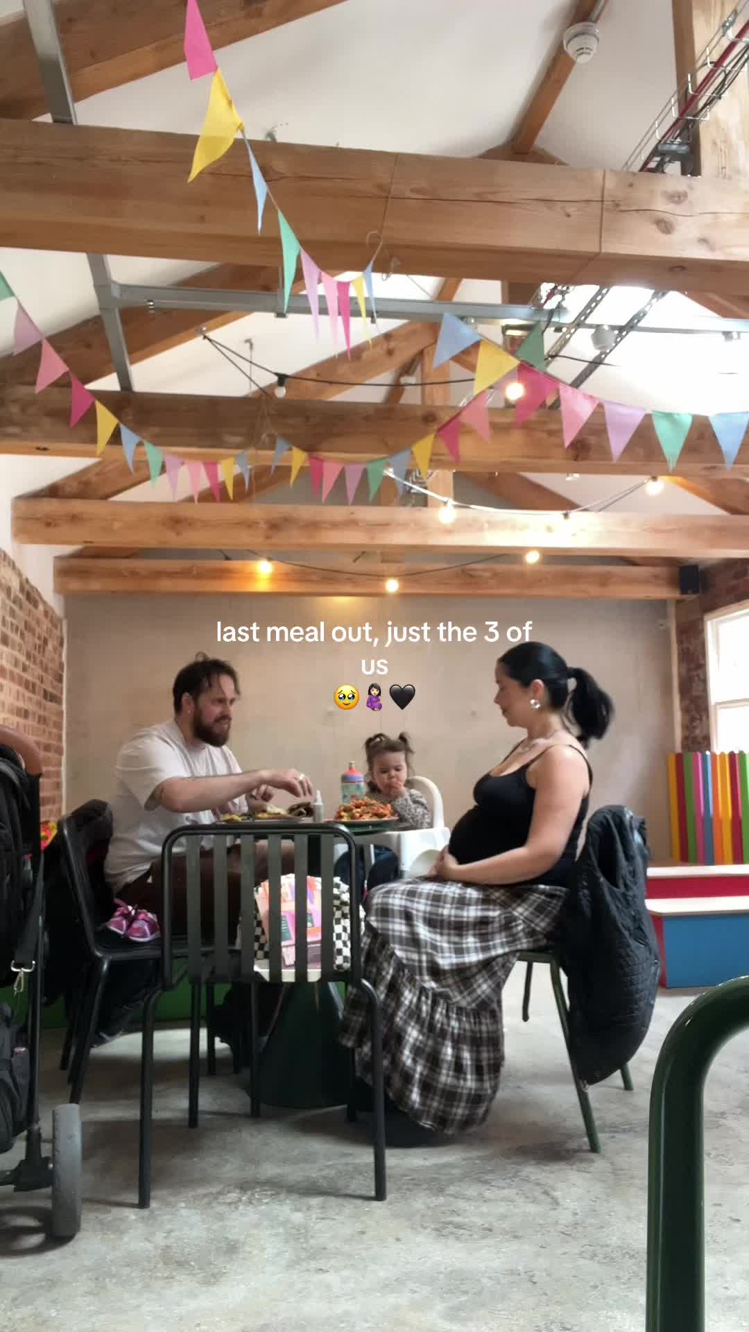 @Eleanor El-Khazragi