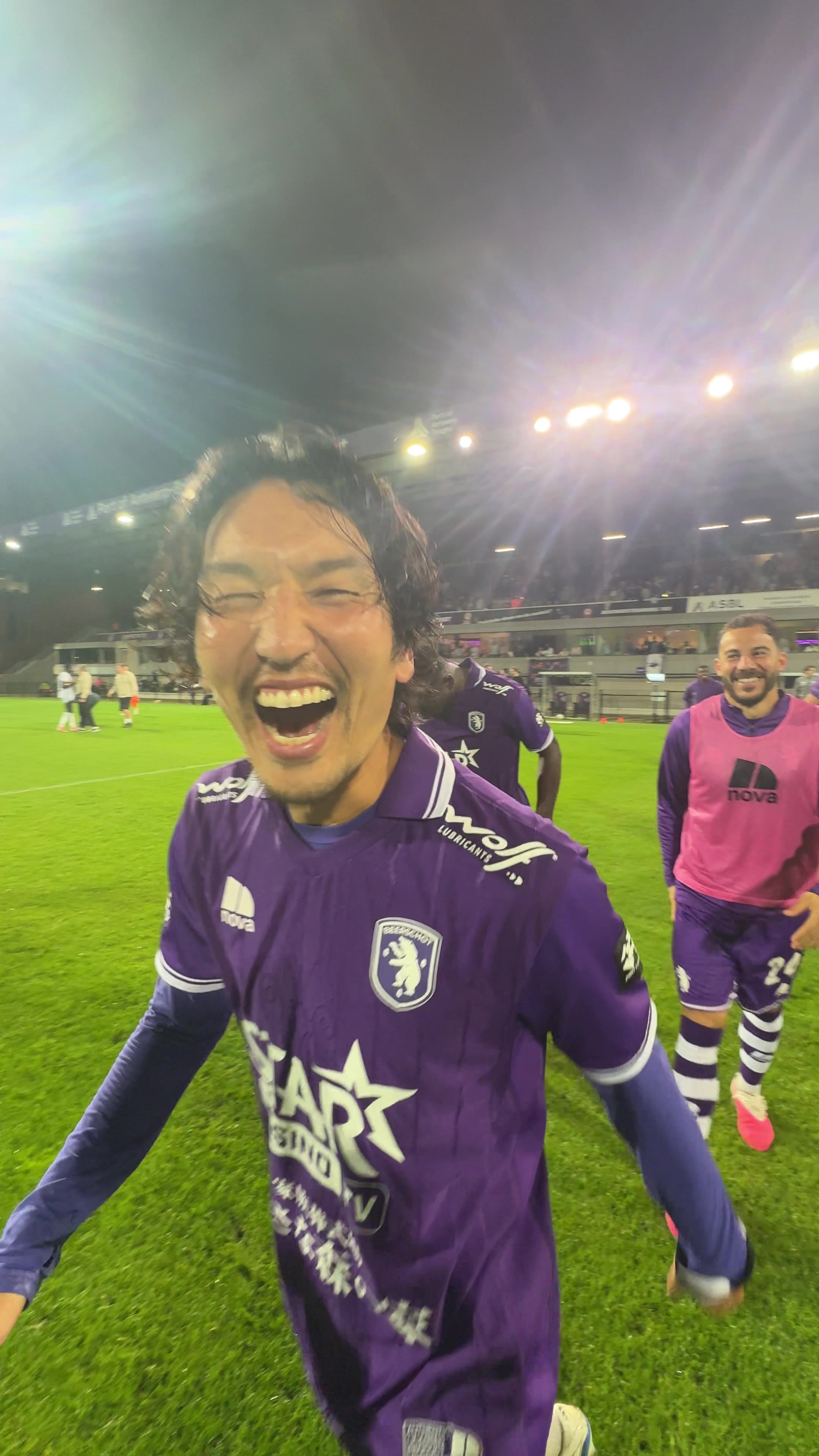 @K. Beerschot V.A.
