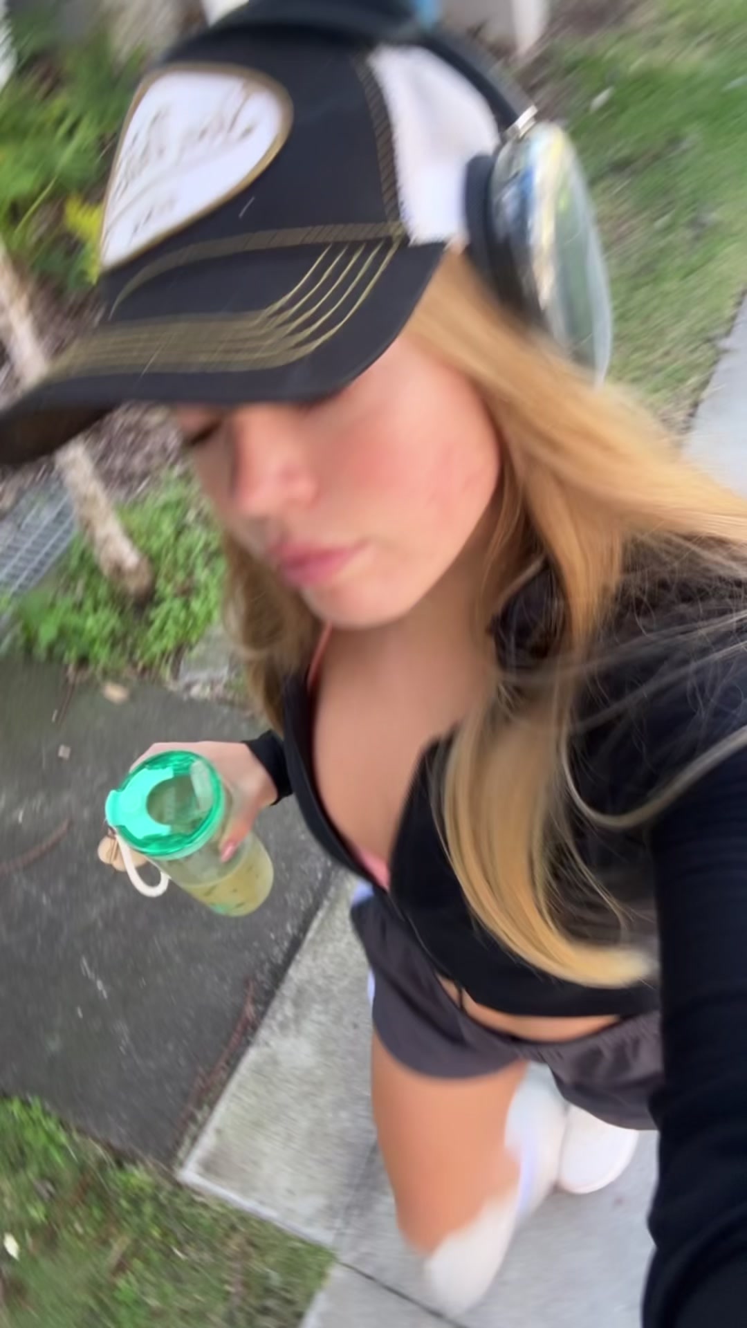 @mya