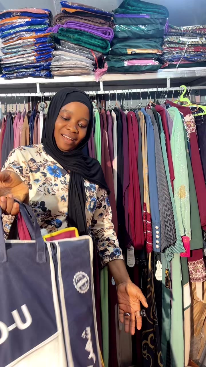 @phahizah_collectibles n Lagos
